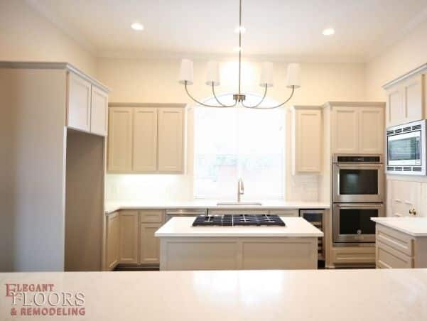 Light Traditional Kitchen Kitchen Remodel by Elegant Floors and Remodeling project photo